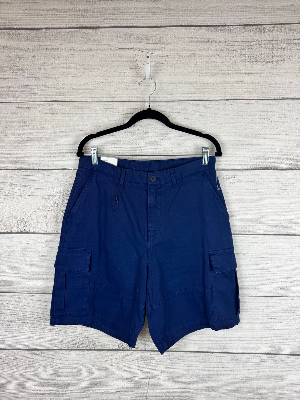 Zara Men's Navy Blue Cargo Shorts Size 31